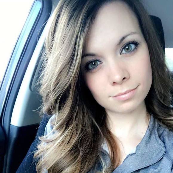 Meet your Posher, Ashley - Picture 1 of 1